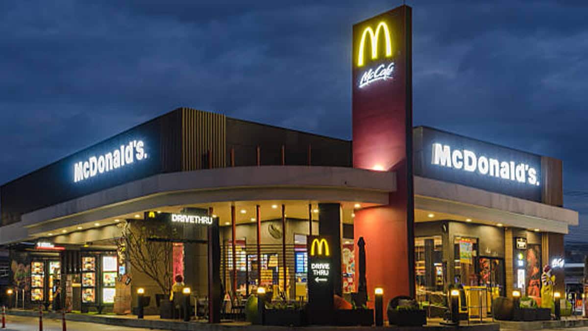 McDonald’s et Burger King c’est terminé, un nouveau fast-food ouvre bientôt 10 restaurants, la liste dévoilée