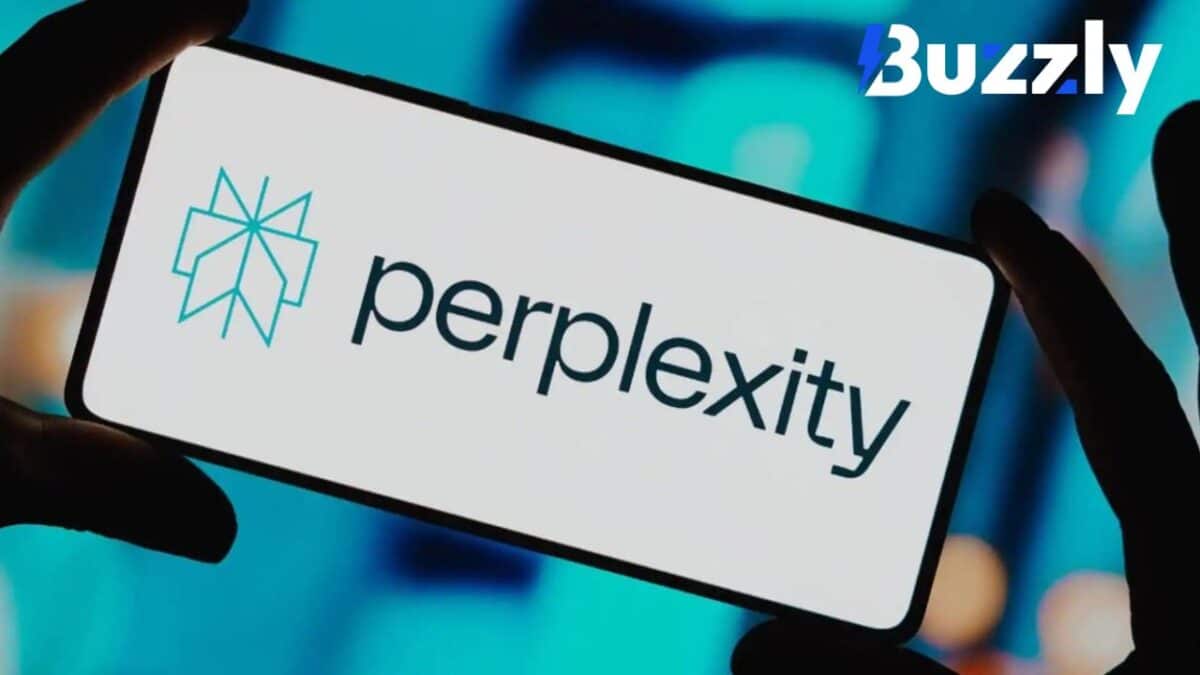 Perplexity vient de lancer Perplexity Labs, un générateur de rapports ou de mini-applications très pratique.