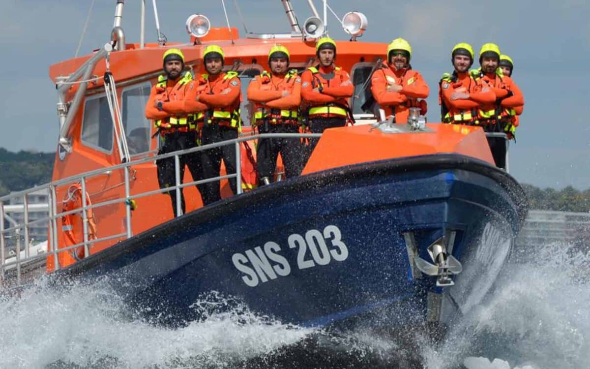 Le corps a pu être repéché graçe  à l'intervention des gendarmes, des pompiers et de la Société Nationale de Sauvetage en Mer.