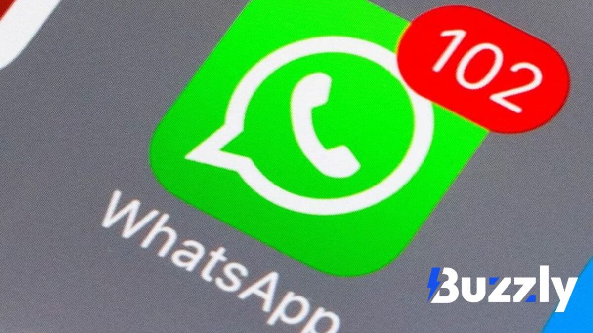 L'IA peut résumer les discussions non lues sur Whatsapp.